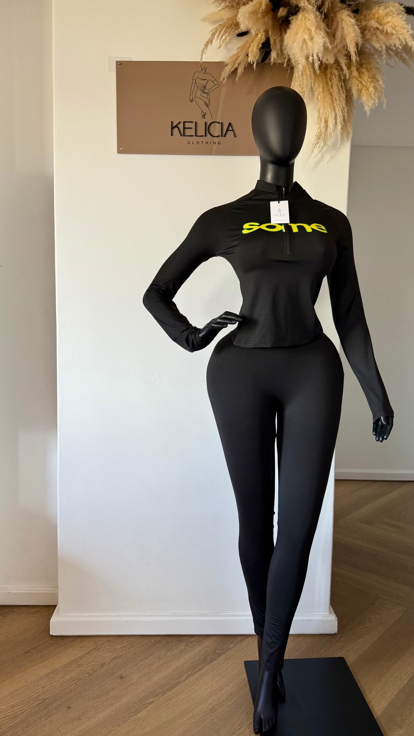 Long Sleeve Top and Leggings Set in Black