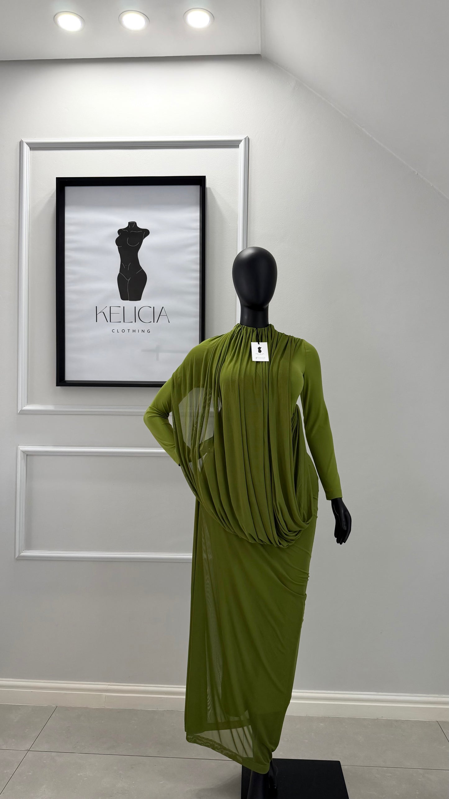 Long Sleeves Maxi Dress in Green
