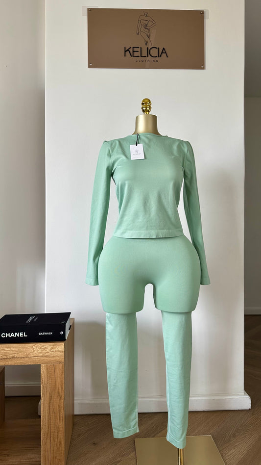 Long Sleeve Top & Leggings Set in Green